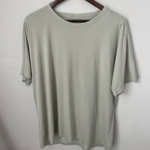 lululemon Fundamental T